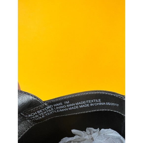 Reaction Kenneth Cole Reach Beyond Slingback Sandals Womens 7 M Fern Satin NWB - Picture 7 of 12